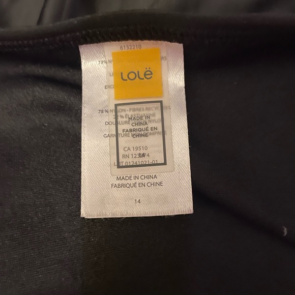 Brand new without tag Lolë Women’s one piece swimsuit - Picture 8 of 10